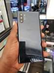 A picture of Samsung note 10 256gb storage 12gb ram slightly cracked