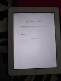 A picture of Nauza ipad kama ilivyo ina 64gb