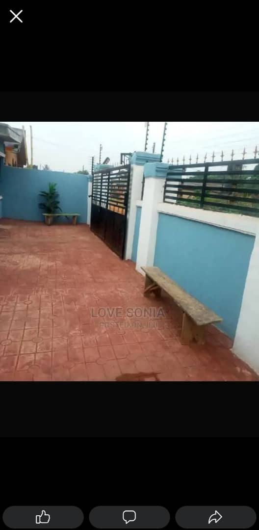 A picture of House