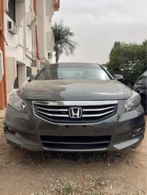 A picture of Clean Honda Accord