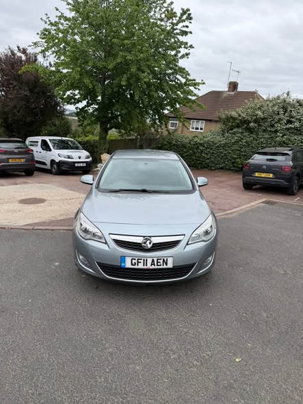 vauxhall astra