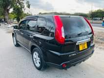 A picture of NISSAN EXTREIL