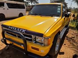 used toyota hilux