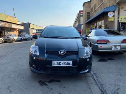 toyota auris