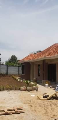 A picture of HOUSE FOR SALE IN KISASI_ BAHAI 500million UGX 4Bedrooms 4