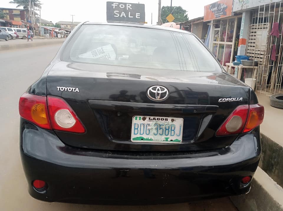 A picture of 2010 TOYOTA COROLLA