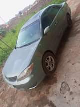 A picture of 2004 TOYOTA CAMRY XLE