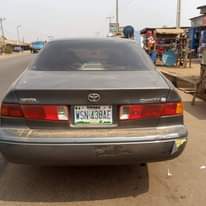 A picture of 2001 Toyota Camry LE