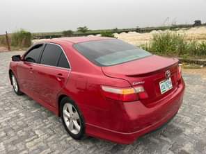 A picture of This is crystal clean Camry 2009 model sport utility pure