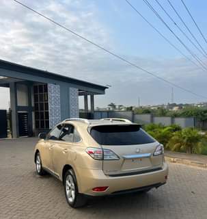 A picture of Lexus Rx