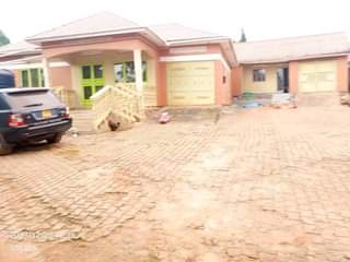 A picture of House