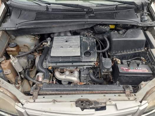 A picture of Takas Motors 07060931241 Toyota sienna Owerri Buy and drive Direct