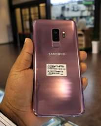 A picture of SAMSUNG GALAXY S9 4