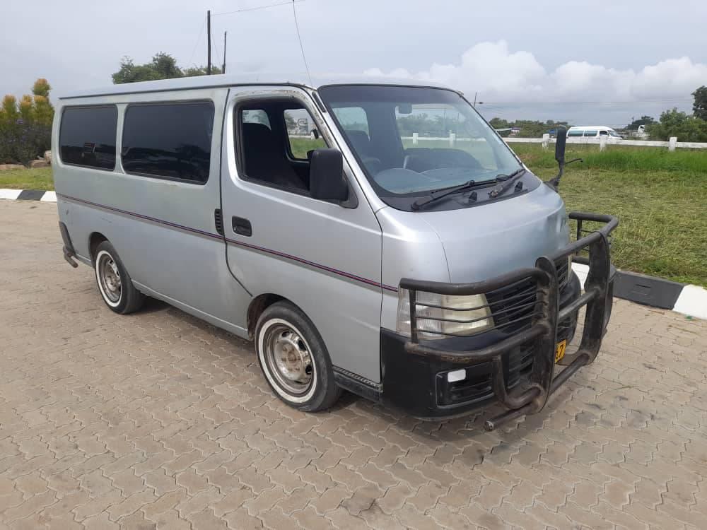 used nissan caravan