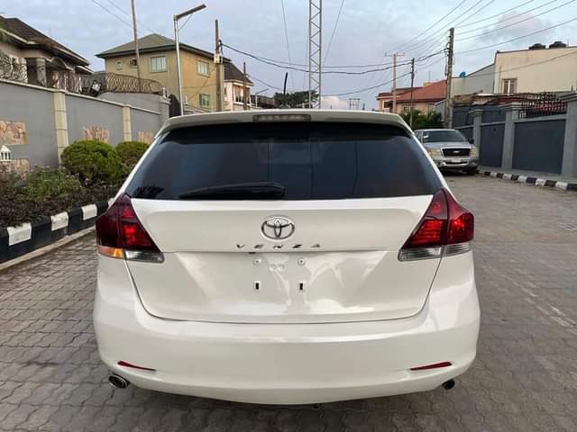 A picture of Toks 2012 Toyota Venza