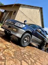 A picture of Toyota Land Cruiser Vx