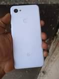 A picture of Google pixel 3a Gb 64 Haina mkwaruzo hata kwa mbali