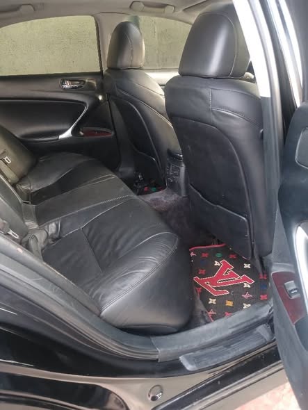 A picture of 2015 Lexus IS250