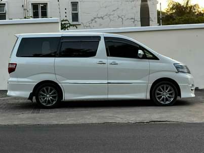 toyota alphard