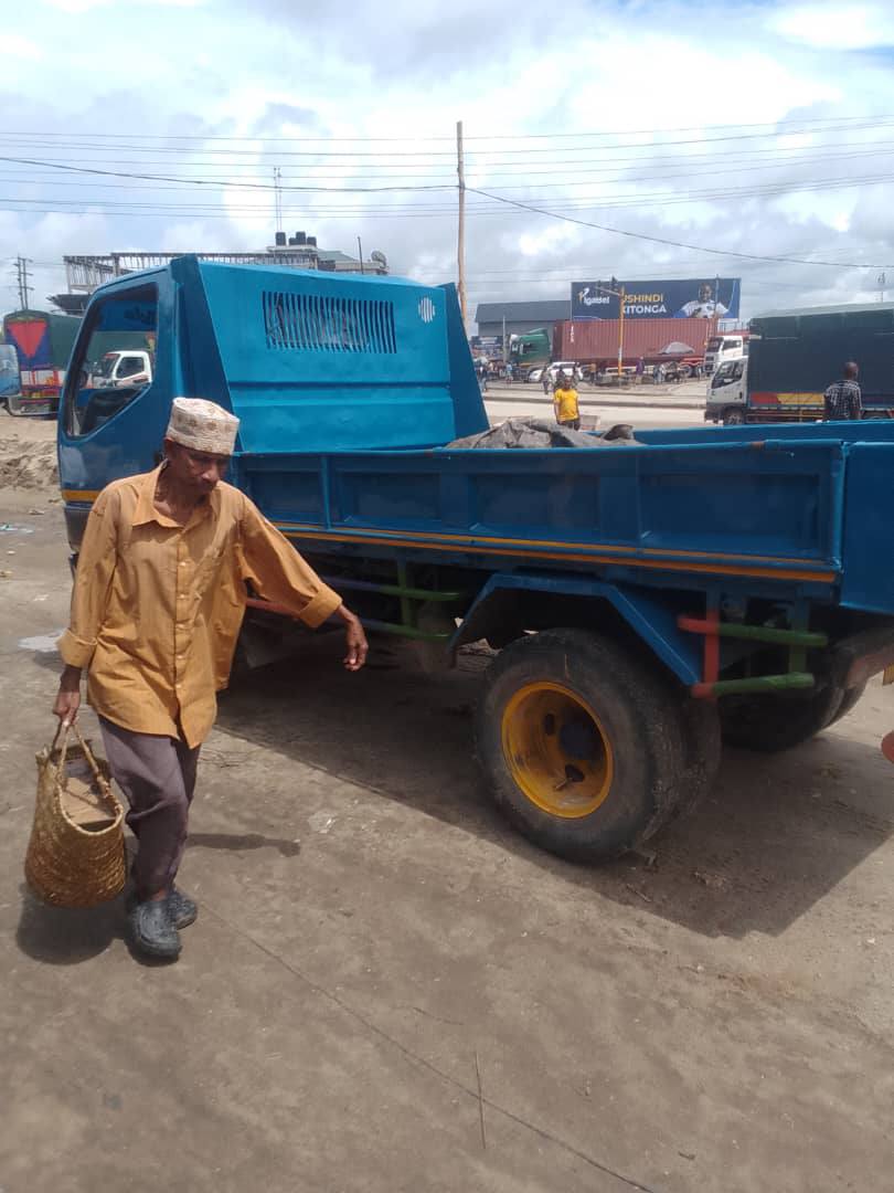 A picture of Canter Tipper 33