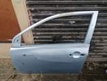 A picture of Toyota quest L front door