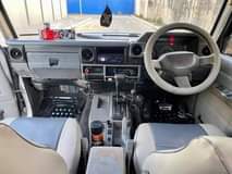 A picture of Land cruiser 2