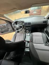 A picture of Neatly used Golf 4 2006 model