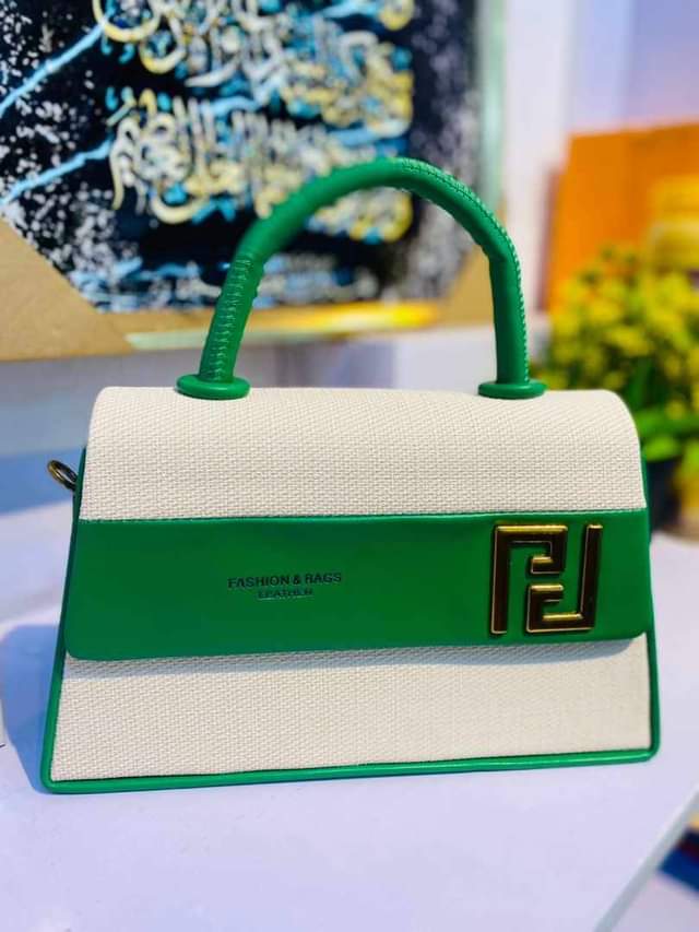 A picture of Good Quality women bags 0708289516
