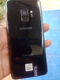 A picture of SAMSUNG GALAXY S9