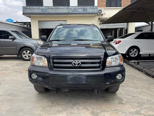 A picture of TOYOTA HIGHLANDER 06 09069557848
