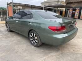 A picture of Lexus ES330 2006 First body nothing to fix Buy and
