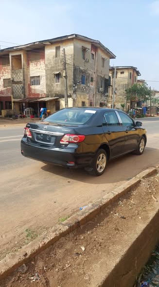 A picture of Toyota Corolla 2012