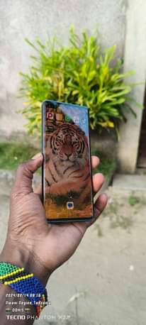 A picture of Tecno phanto x