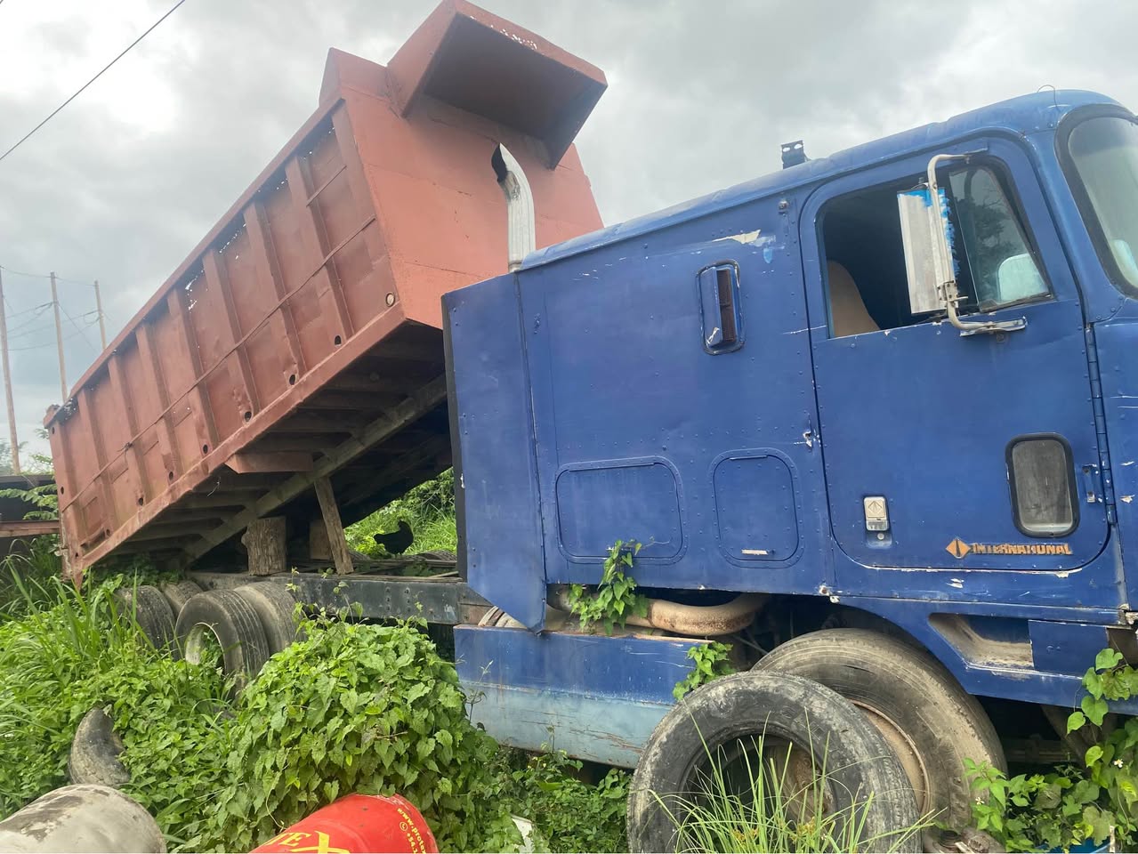 tipper trucks