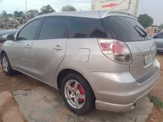 A picture of Toyota Matrix 05 With ac chilling