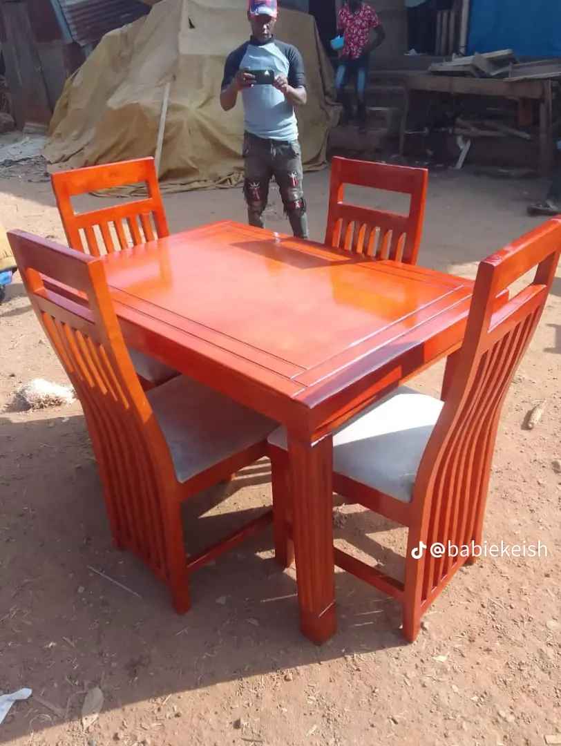 A picture of Modern dining table