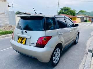 A picture of TOYOTA IST ON SALE 0628 190 101