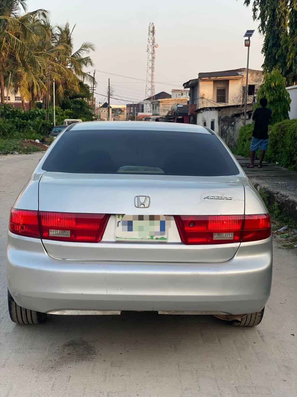 A picture of Honda accord 2004