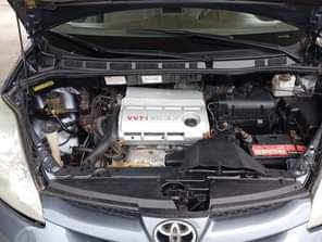 A picture of 2006 model Toyota Sienna Engine Grade A Super silent 1