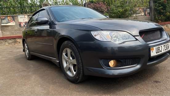 A picture of Subaru Legacy b4