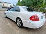 A picture of MERCEDES BENZ E320