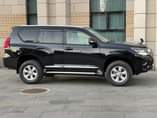 A picture of Land cruiser prado TX