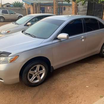 A picture of Toyota Camry 2008 model le version v4