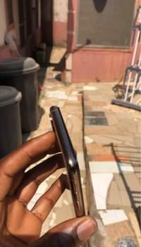 A picture of Iphone XS MAX 512gb