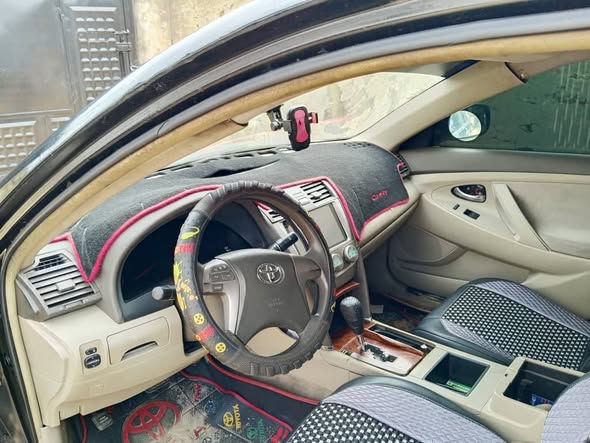 A picture of SHARP 2008 CAMRY