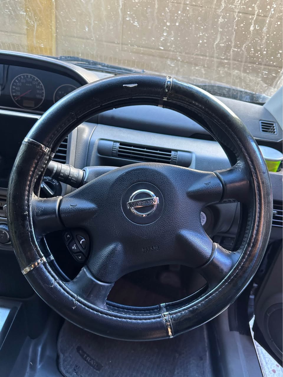 A picture of Nissan X trail