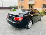 A picture of 2009 Es350