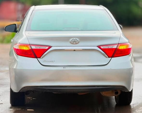 A picture of BELGIUM GRADE 2016 TOYOTA CAMRY FIRST BODY ACCIDENT FREE WITH