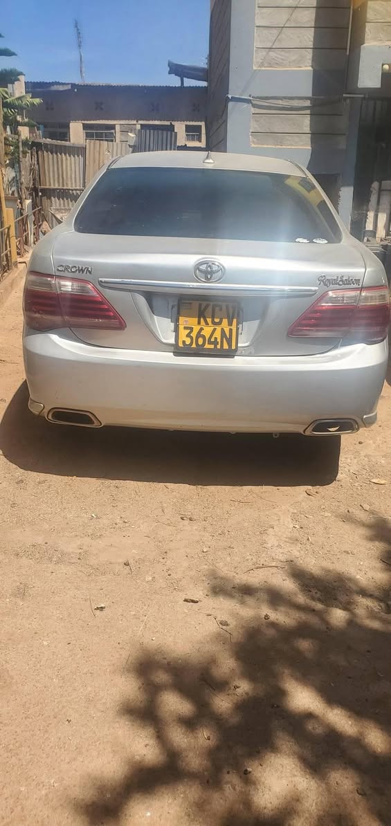 toyota crown