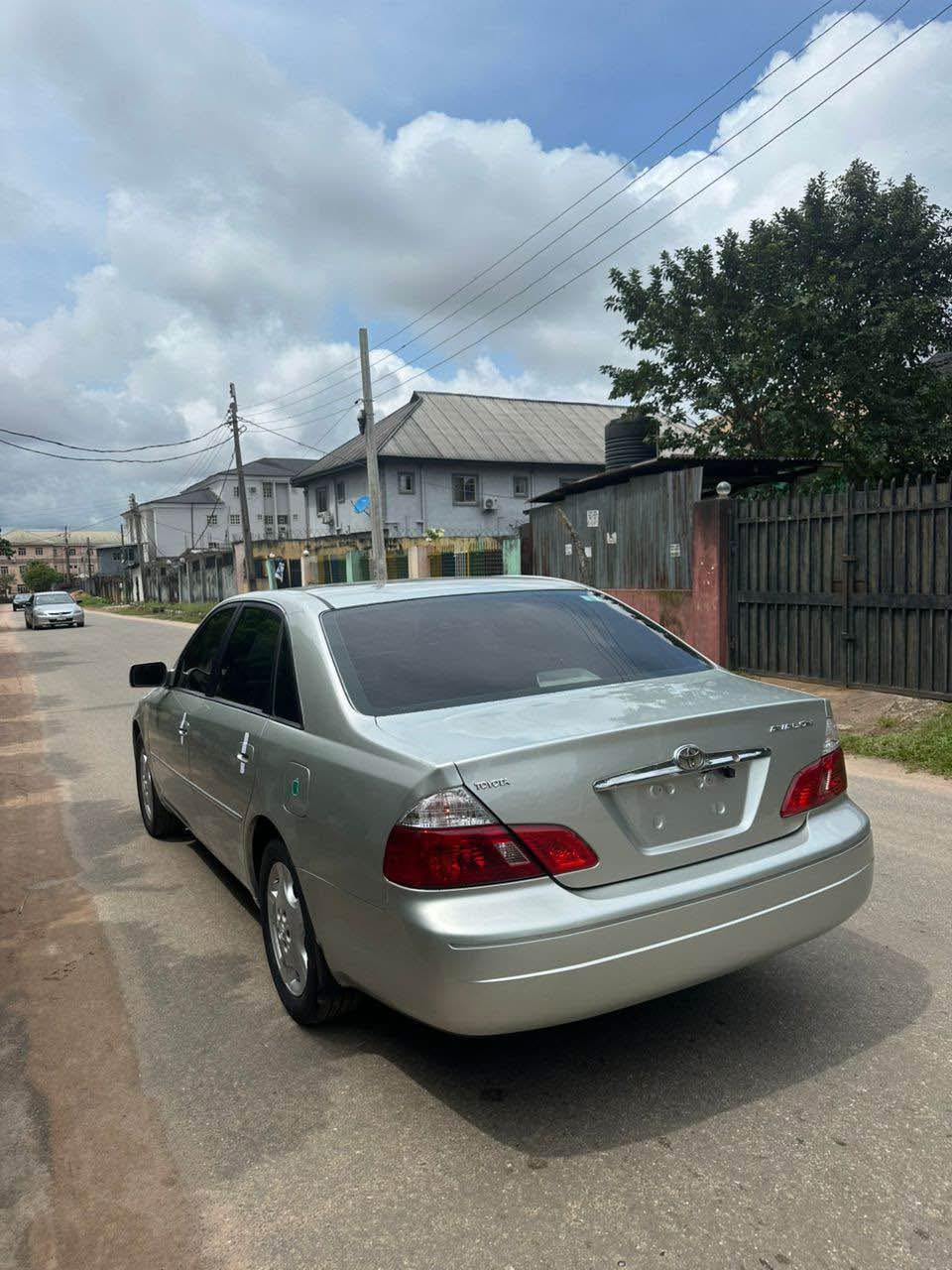 A picture of Toyota Avalon 2005 Model